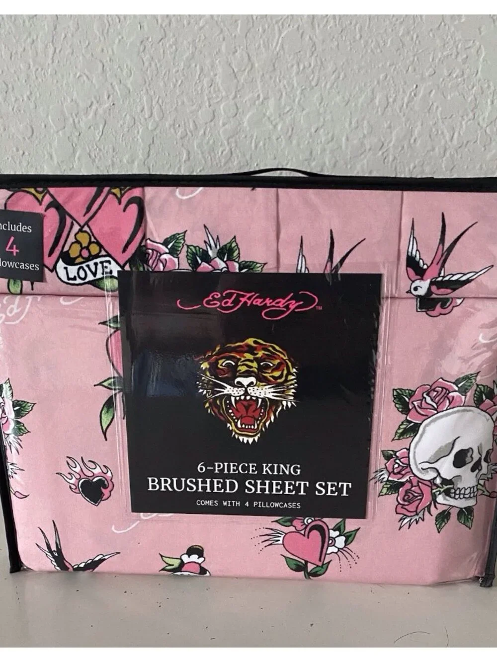 6 Piece Ed Hardy KING‎ Size Sheet Set Pink Logo Skulls Hearts Birds NEW